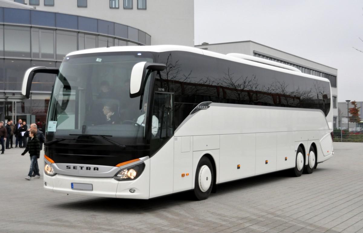 Pullman NCC Setra S 517 HD per gruppi e tour in Puglia